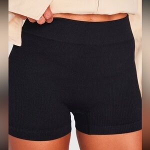 Prettylittlething shorts